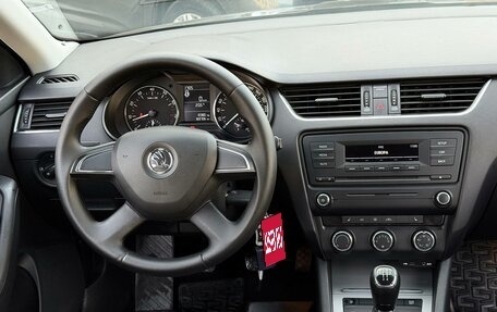 Skoda Octavia, 2014 год, 950 000 рублей, 17 фотография