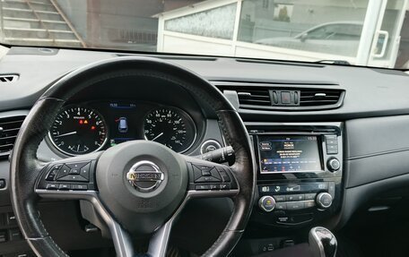 Nissan X-Trail, 2017 год, 1 840 000 рублей, 4 фотография