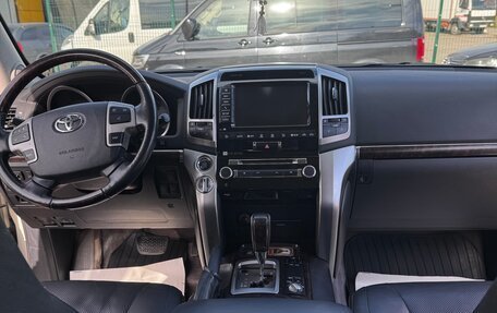 Toyota Land Cruiser 200, 2015 год, 4 000 000 рублей, 14 фотография