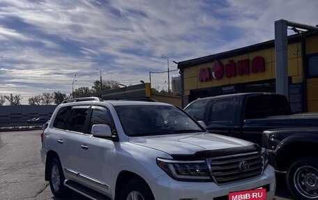 Toyota Land Cruiser 200, 2015 год, 4 000 000 рублей, 7 фотография