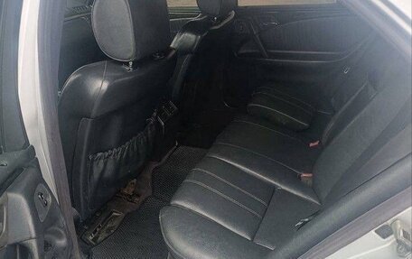 Mercedes-Benz E-Класс, 1997 год, 450 000 рублей, 9 фотография