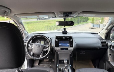 Toyota Land Cruiser Prado 150 рестайлинг 2, 2020 год, 5 500 000 рублей, 8 фотография