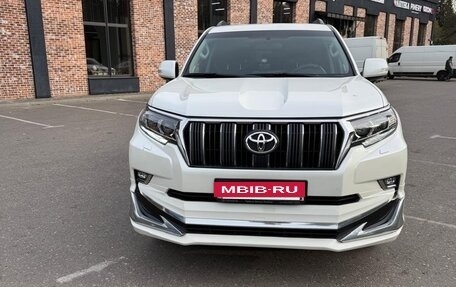 Toyota Land Cruiser Prado 150 рестайлинг 2, 2020 год, 5 500 000 рублей, 2 фотография