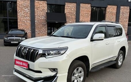 Toyota Land Cruiser Prado 150 рестайлинг 2, 2020 год, 5 500 000 рублей, 3 фотография