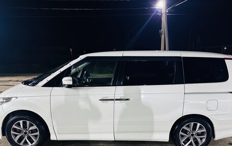 Honda Elysion I, 2008 год, 800 000 рублей, 9 фотография