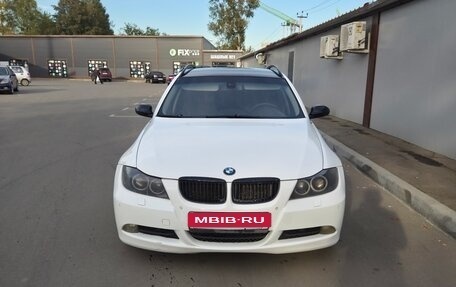 BMW 3 серия, 2005 год, 900 000 рублей, 1 фотография