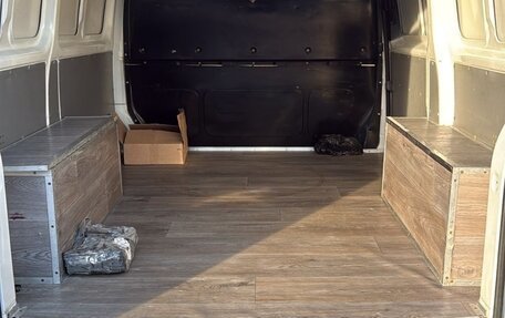 Volkswagen Transporter T5 рестайлинг, 2015 год, 1 800 000 рублей, 4 фотография