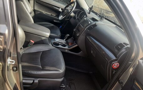 KIA Sorento II рестайлинг, 2011 год, 1 400 000 рублей, 13 фотография