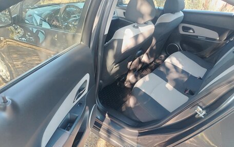 Chevrolet Cruze II, 2011 год, 625 000 рублей, 15 фотография