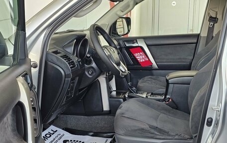 Toyota Land Cruiser Prado 150 рестайлинг 2, 2012 год, 2 529 000 рублей, 12 фотография