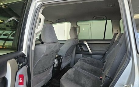 Toyota Land Cruiser Prado 150 рестайлинг 2, 2012 год, 2 529 000 рублей, 17 фотография