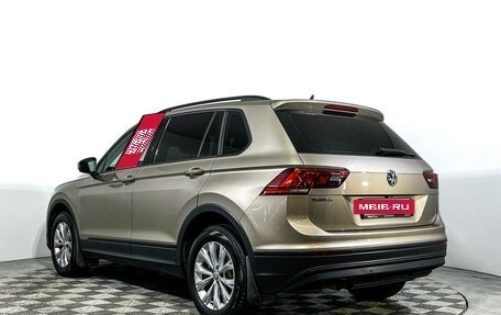 Volkswagen Tiguan II, 2020 год, 2 648 000 рублей, 7 фотография