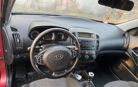 KIA cee'd I рестайлинг, 2008 год, 320 000 рублей, 13 фотография