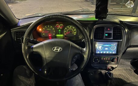 Hyundai Sonata IV рестайлинг, 2002 год, 259 999 рублей, 6 фотография