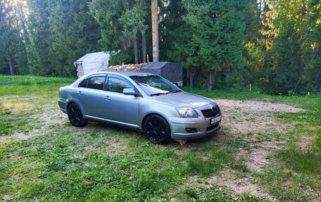 Toyota Avensis III рестайлинг, 2007 год, 600 000 рублей, 1 фотография