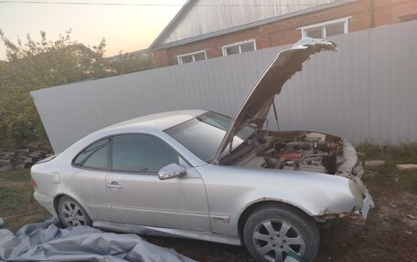 Mercedes-Benz CLK-Класс, 2000 год, 160 160 рублей, 2 фотография