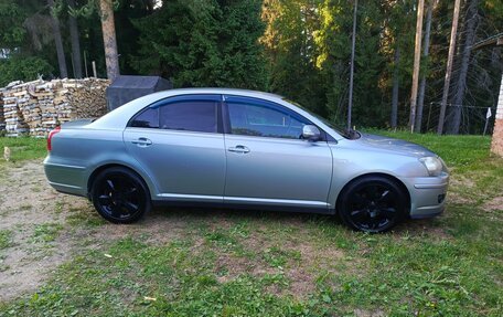 Toyota Avensis III рестайлинг, 2007 год, 600 000 рублей, 5 фотография