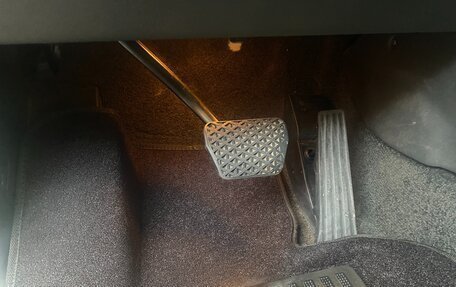 Land Rover Range Rover III, 2011 год, 1 950 000 рублей, 18 фотография