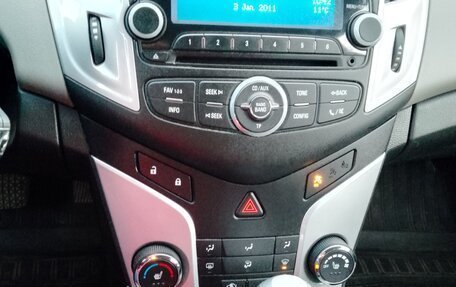 Chevrolet Cruze II, 2015 год, 750 000 рублей, 4 фотография