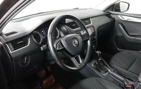 Skoda Octavia, 2017 год, 1 897 000 рублей, 9 фотография