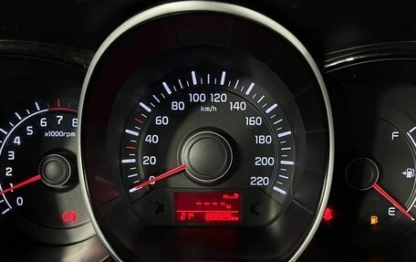 KIA Rio III рестайлинг, 2015 год, 1 075 000 рублей, 19 фотография