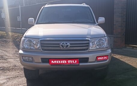 Toyota Land Cruiser 100 рестайлинг 2, 2002 год, 1 550 000 рублей, 1 фотография
