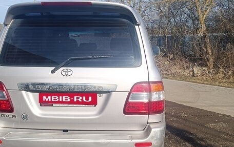 Toyota Land Cruiser 100 рестайлинг 2, 2002 год, 1 550 000 рублей, 3 фотография