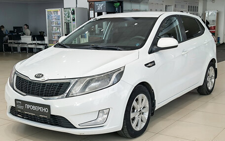 KIA Rio III рестайлинг, 2013 год, 799 000 рублей, 2 фотография
