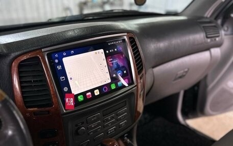 Toyota Land Cruiser 100 рестайлинг 2, 2003 год, 2 200 000 рублей, 14 фотография