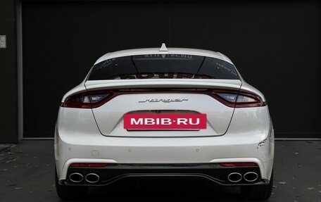 KIA Stinger I, 2018 год, 2 597 000 рублей, 6 фотография