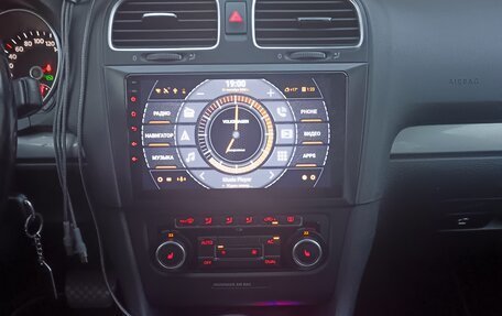 Volkswagen Golf VI, 2011 год, 900 000 рублей, 13 фотография