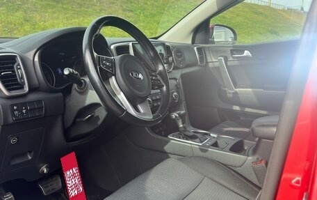 KIA Sportage IV рестайлинг, 2020 год, 2 300 000 рублей, 8 фотография