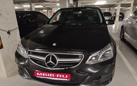Mercedes-Benz E-Класс, 2013 год, 2 150 000 рублей, 4 фотография
