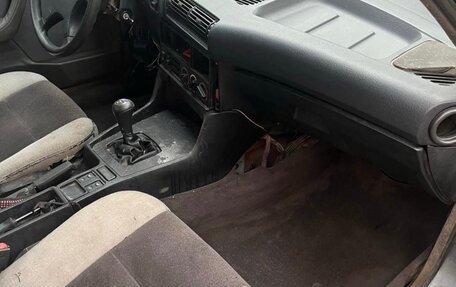 BMW 5 серия, 1988 год, 200 000 рублей, 11 фотография