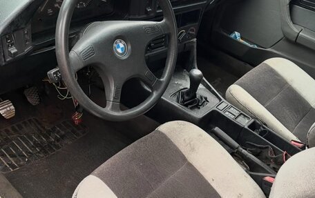 BMW 5 серия, 1988 год, 200 000 рублей, 17 фотография
