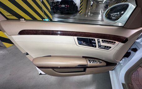 Mercedes-Benz S-Класс, 2006 год, 2 449 000 рублей, 15 фотография