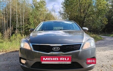 KIA cee'd I рестайлинг, 2010 год, 750 000 рублей, 2 фотография