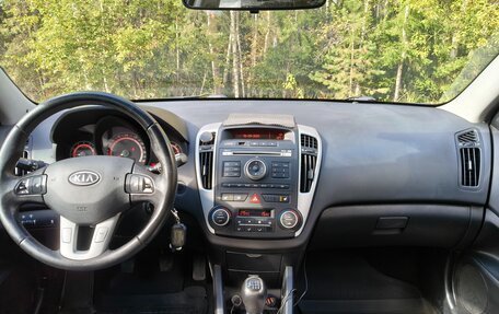 KIA cee'd I рестайлинг, 2010 год, 750 000 рублей, 23 фотография