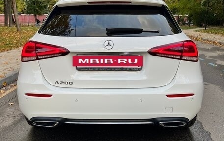 Mercedes-Benz A-Класс, 2019 год, 2 450 000 рублей, 4 фотография
