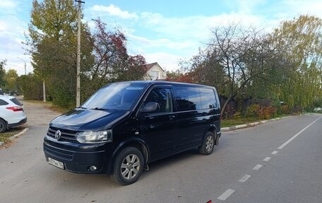 Volkswagen Multivan T5, 2011 год, 2 000 000 рублей, 3 фотография