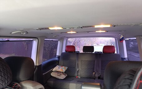 Volkswagen Multivan T5, 2011 год, 2 000 000 рублей, 19 фотография