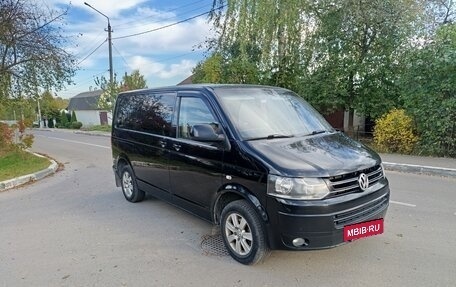 Volkswagen Multivan T5, 2011 год, 2 000 000 рублей, 14 фотография