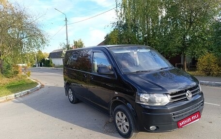 Volkswagen Multivan T5, 2011 год, 2 000 000 рублей, 32 фотография