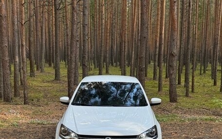 Volkswagen Polo VI (EU Market), 2017 год, 1 310 000 рублей, 3 фотография