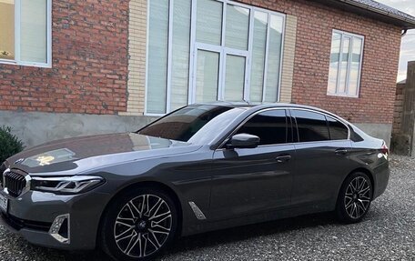 BMW 5 серия, 2022 год, 4 550 000 рублей, 12 фотография