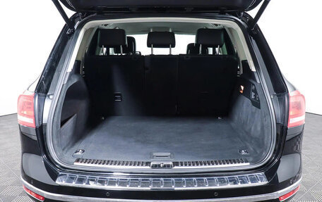 Volkswagen Touareg III, 2014 год, 2 600 000 рублей, 16 фотография