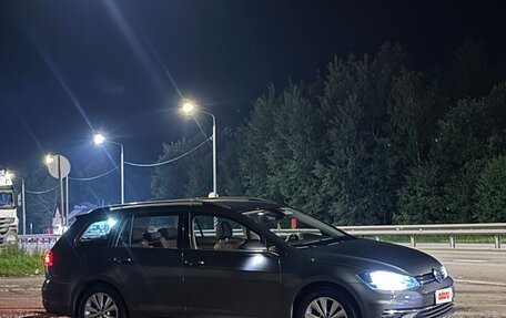 Volkswagen Golf VII, 2019 год, 1 450 000 рублей, 8 фотография