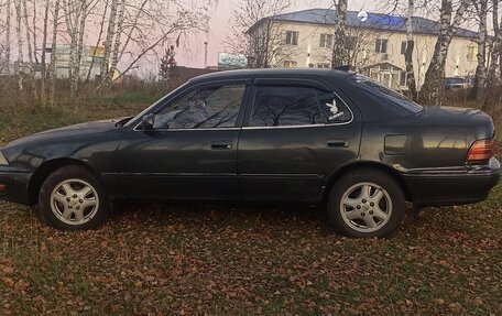 Toyota Camry V30, 1993 год, 300 000 рублей, 1 фотография