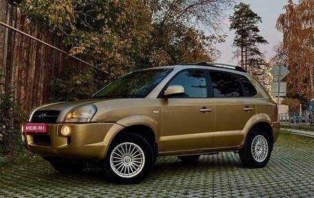 Hyundai Tucson III, 2004 год, 750 000 рублей, 1 фотография