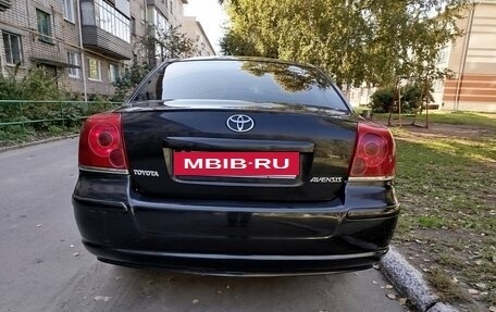 Toyota Avensis III рестайлинг, 2005 год, 850 000 рублей, 4 фотография